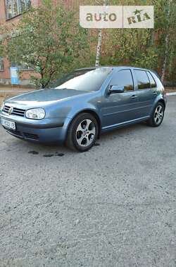 Хетчбек Volkswagen Golf 2003 в Полтаві