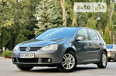 Хетчбек Volkswagen Golf 2008 в Вінниці