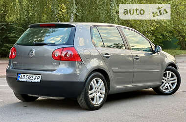 Хэтчбек Volkswagen Golf 2008 в Виннице