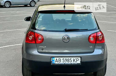 Хэтчбек Volkswagen Golf 2008 в Виннице