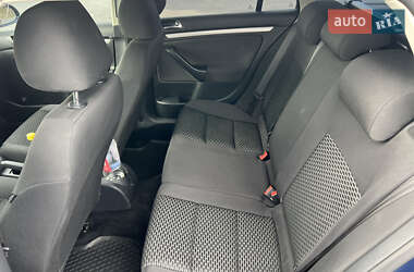 Универсал Volkswagen Golf 2012 в 
