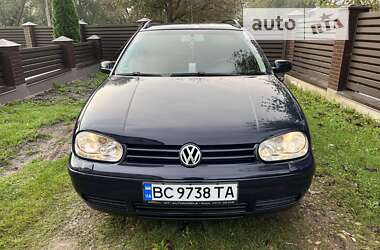 Універсал Volkswagen Golf 2004 в Самборі