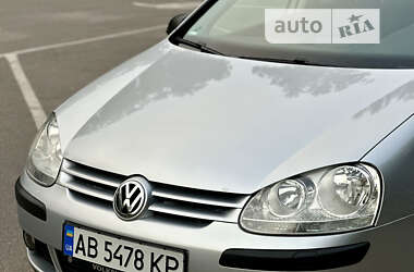 Хетчбек Volkswagen Golf 2008 в Вінниці