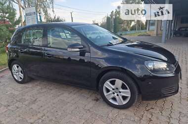 Хэтчбек Volkswagen Golf 2009 в Здолбунове