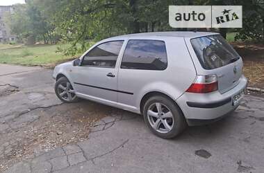 Хэтчбек Volkswagen Golf 1998 в Днепре