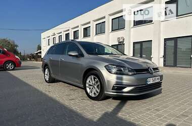 Универсал Volkswagen Golf 2017 в Василькове