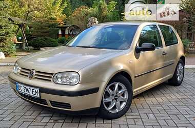 Хэтчбек Volkswagen Golf 2002 в Дрогобыче