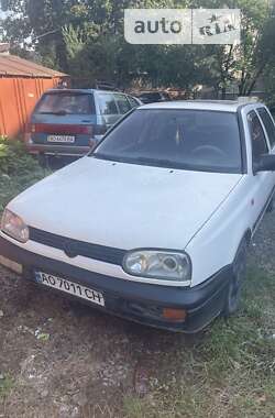 Хэтчбек Volkswagen Golf 1994 в Ужгороде