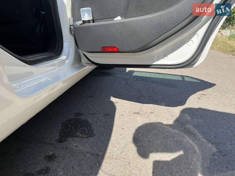 Універсал Volkswagen Golf 2011 в Чернігові