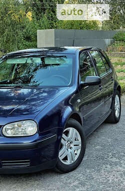 Хетчбек Volkswagen Golf 2001 в Кременчуці