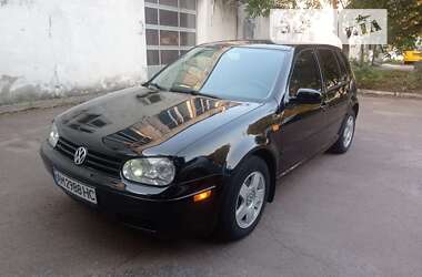 Хэтчбек Volkswagen Golf 2002 в Житомире