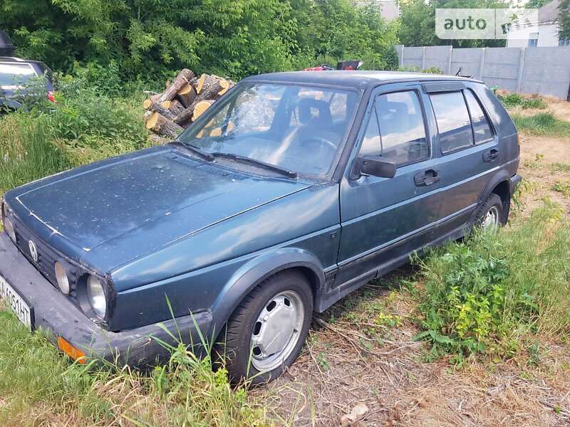 Хетчбек Volkswagen Golf 1985 в Звенигородці