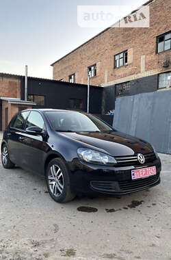 Хетчбек Volkswagen Golf 2009 в Охтирці