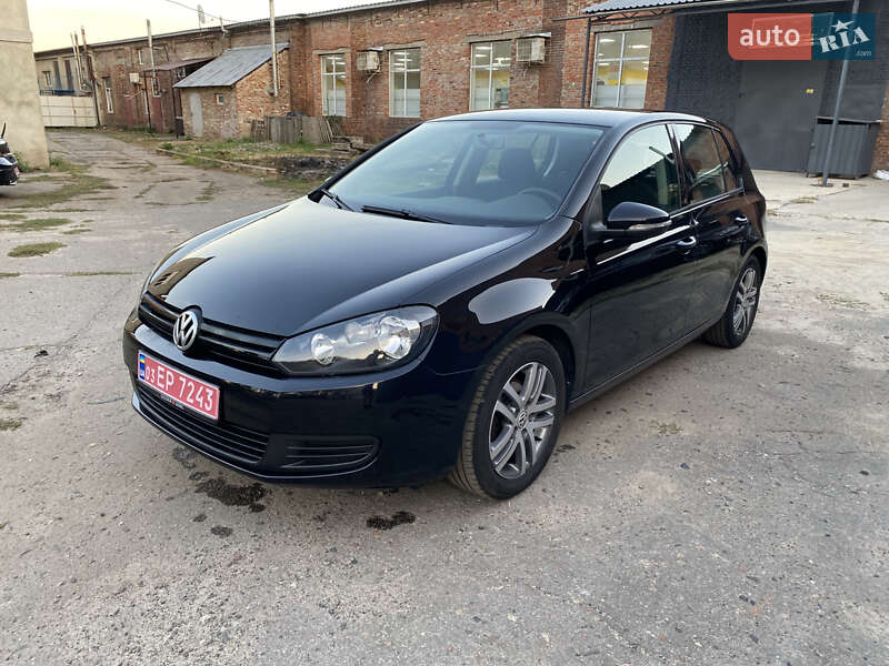 Хэтчбек Volkswagen Golf 2009 в Ахтырке
