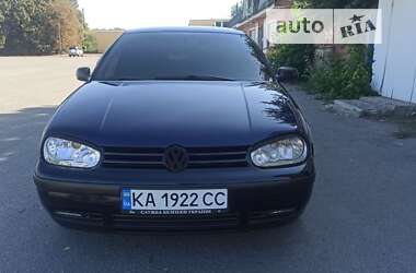 Хетчбек Volkswagen Golf 2000 в Шполі