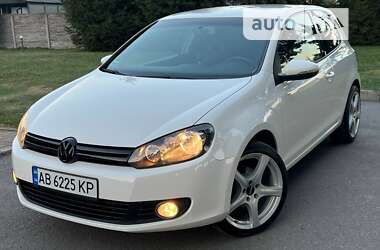 Хэтчбек Volkswagen Golf 2009 в Виннице