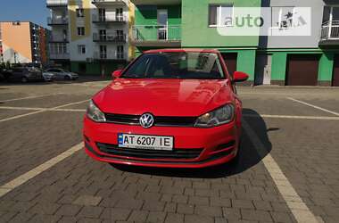 Хэтчбек Volkswagen Golf 2014 в Ивано-Франковске