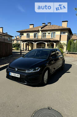 Хэтчбек Volkswagen Golf 2012 в Киеве