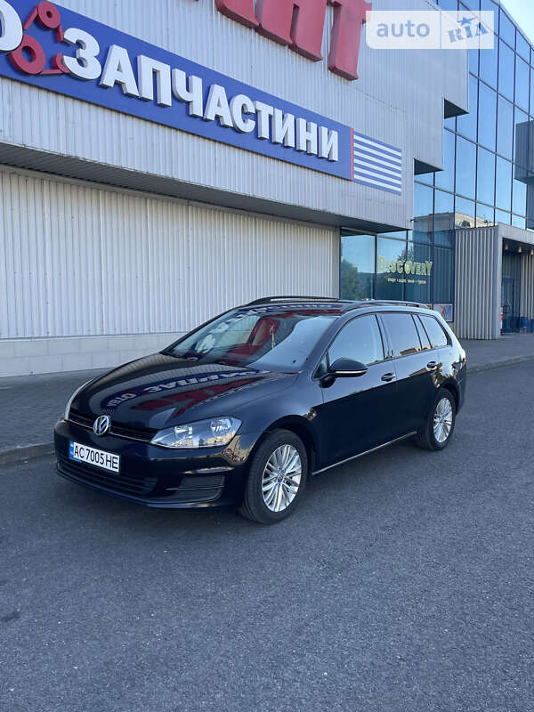 Универсал Volkswagen Golf 2013 в Луцке