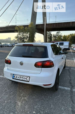 Хетчбек Volkswagen Golf 2009 в Києві