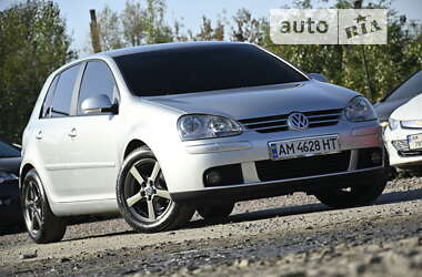 Хэтчбек Volkswagen Golf 2006 в Бердичеве