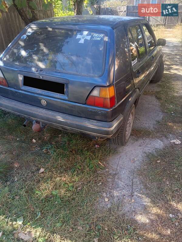 Хетчбек Volkswagen Golf 1988 в Димері