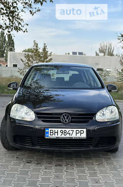 Хэтчбек Volkswagen Golf 2005 в Одессе