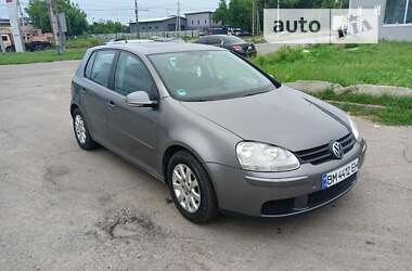 Хэтчбек Volkswagen Golf 2006 в Сумах