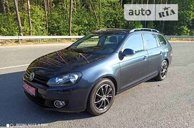 Универсал Volkswagen Golf 2010 в Киеве