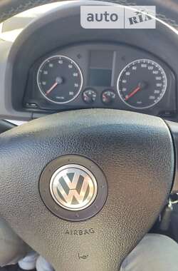 Хетчбек Volkswagen Golf 2008 в Луцьку