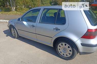 Хэтчбек Volkswagen Golf 2001 в Дрогобыче