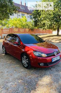 Хэтчбек Volkswagen Golf 2010 в Харькове