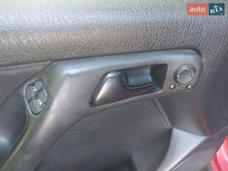 Універсал Volkswagen Golf 1998 в Хмельницькому