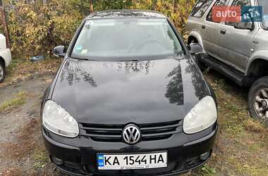 Хэтчбек Volkswagen Golf 2008 в Киеве