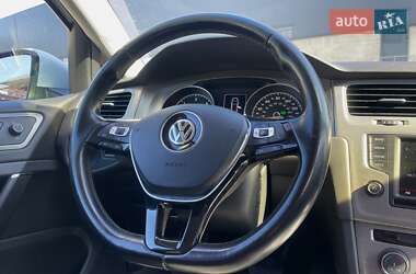 Универсал Volkswagen Golf 2015 в 