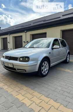 Хетчбек Volkswagen Golf 2003 в Ізмаїлі