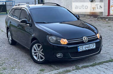 Універсал Volkswagen Golf 2010 в Чернівцях