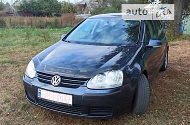 Хэтчбек Volkswagen Golf 2006 в Городне