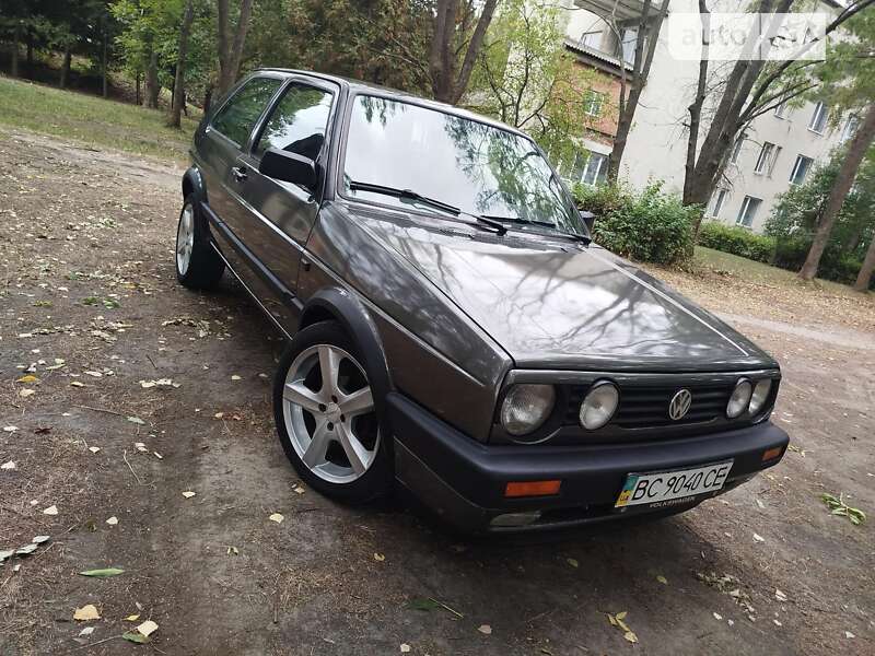 Хетчбек Volkswagen Golf 1989 в Локачах