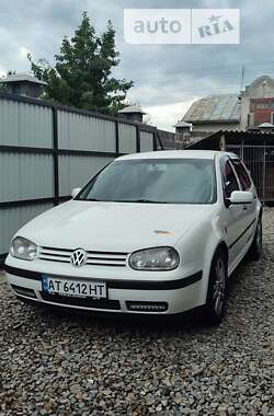 Хэтчбек Volkswagen Golf 2002 в Богородчанах