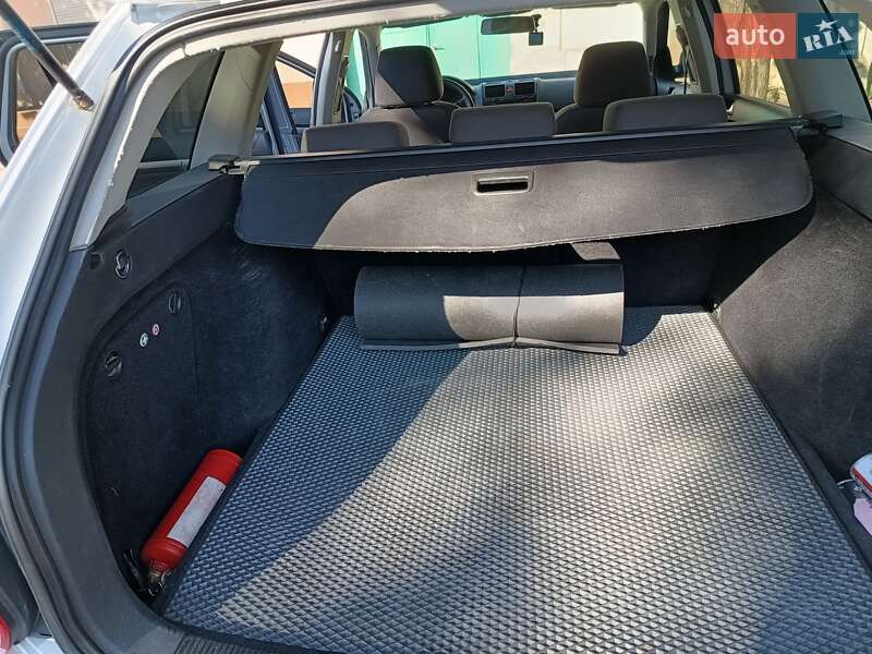 Универсал Volkswagen Golf 2009 в Виннице