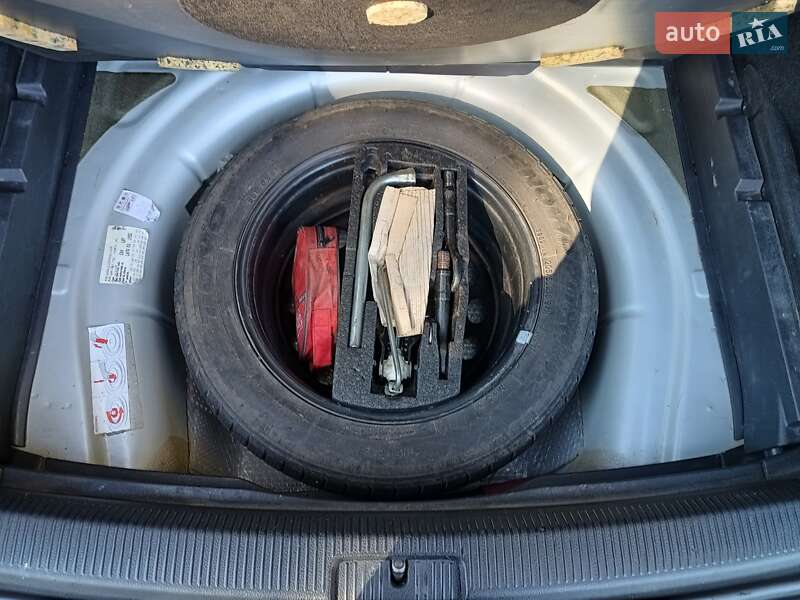 Универсал Volkswagen Golf 2009 в Виннице