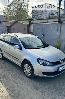 Универсал Volkswagen Golf 2011 в Киеве