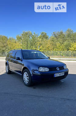 Універсал Volkswagen Golf 2003 в Запоріжжі