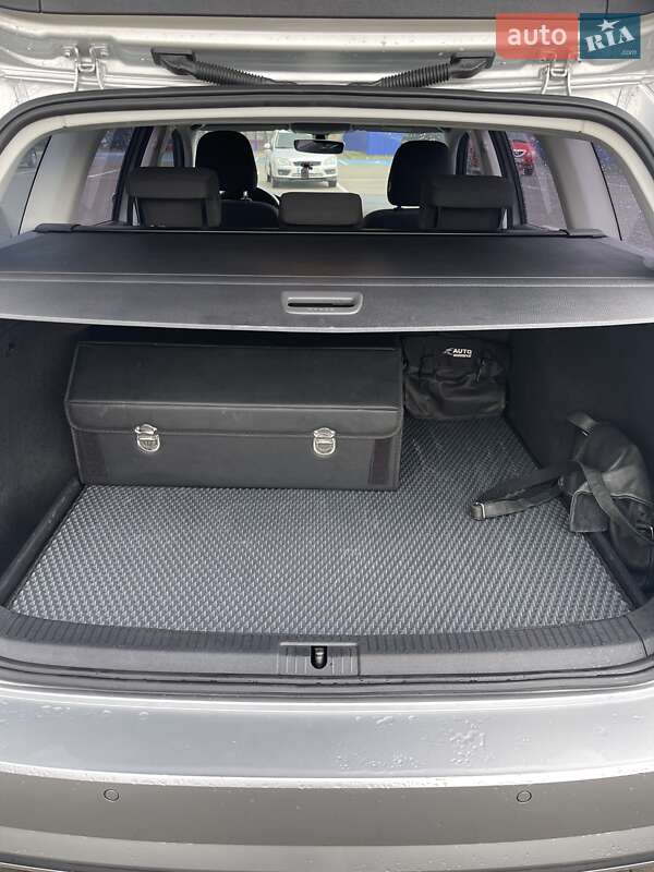 Универсал Volkswagen Golf 2019 в Калуше