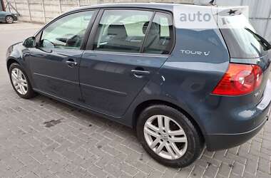 Хетчбек Volkswagen Golf 2007 в Рівному