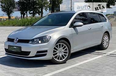 Универсал Volkswagen Golf 2013 в Киеве