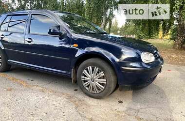 Хетчбек Volkswagen Golf 1998 в Гадячі