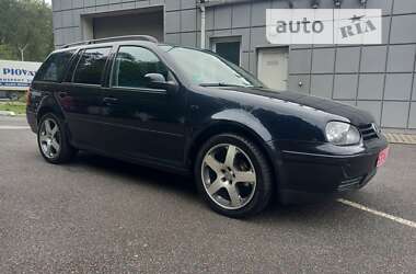 Универсал Volkswagen Golf 2002 в Львове