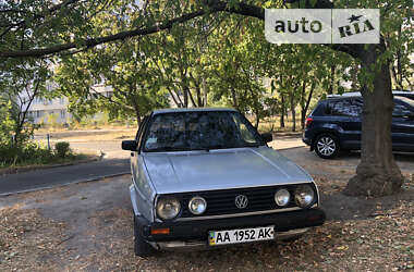 Хэтчбек Volkswagen Golf 1987 в Киеве